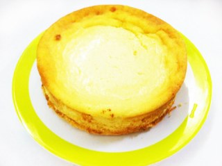 Lemon Filled Cheesecake For Claire