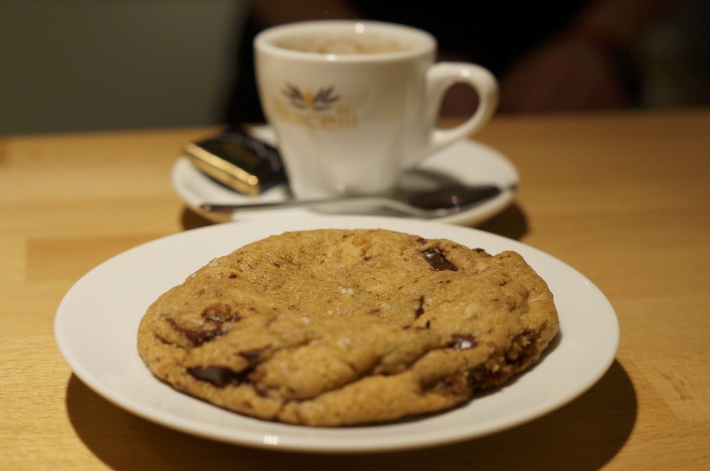Nichole’s fair-trade coffee shop organic bistrot cookies